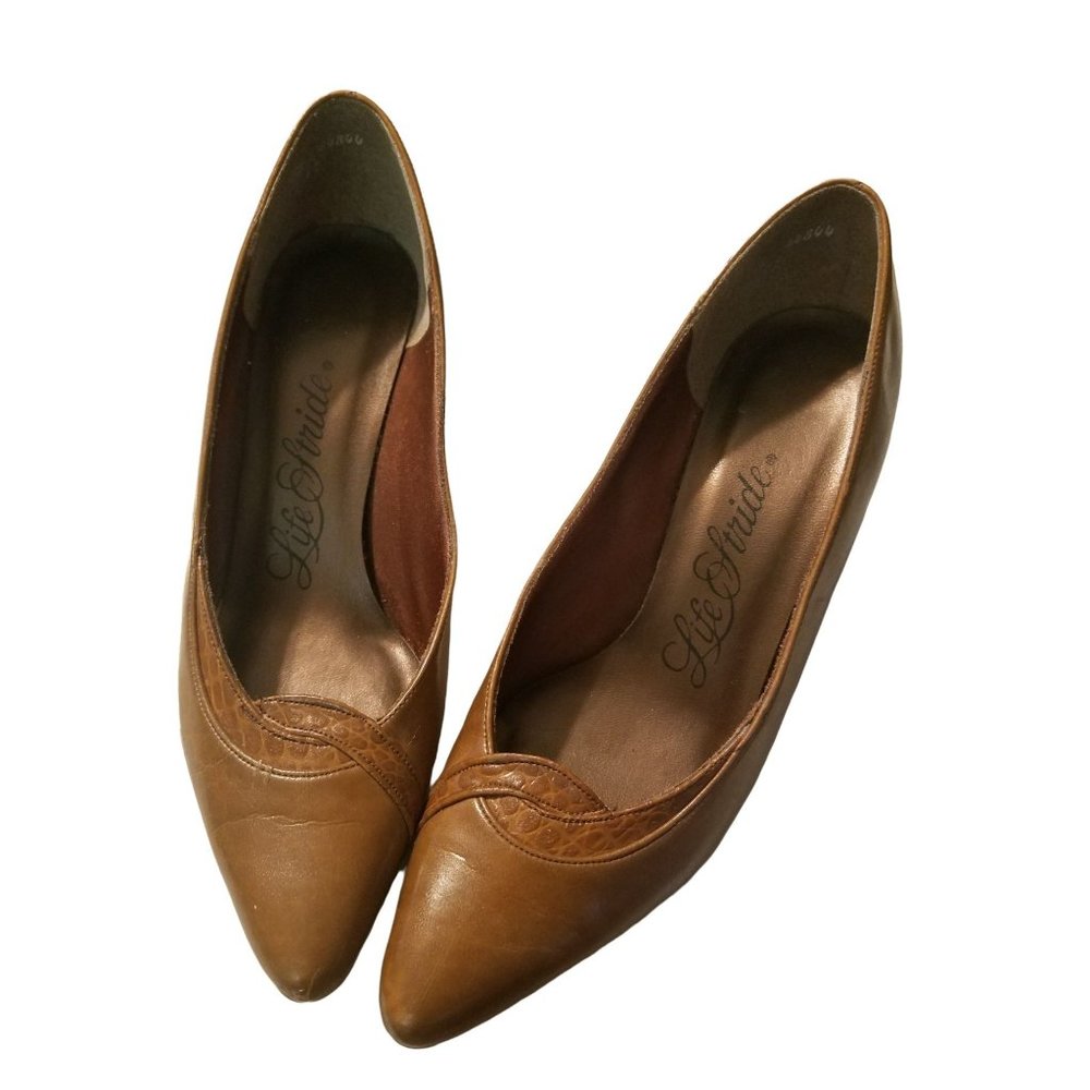 Life Stride Womens Shoes Heels Brown Dark Tan 84844 Stiletto 7AA 3 Inch Heels